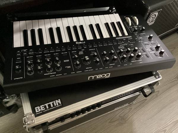 Moog Messenger (3)