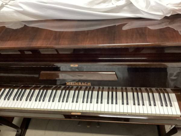Weinbach Chippendale 4